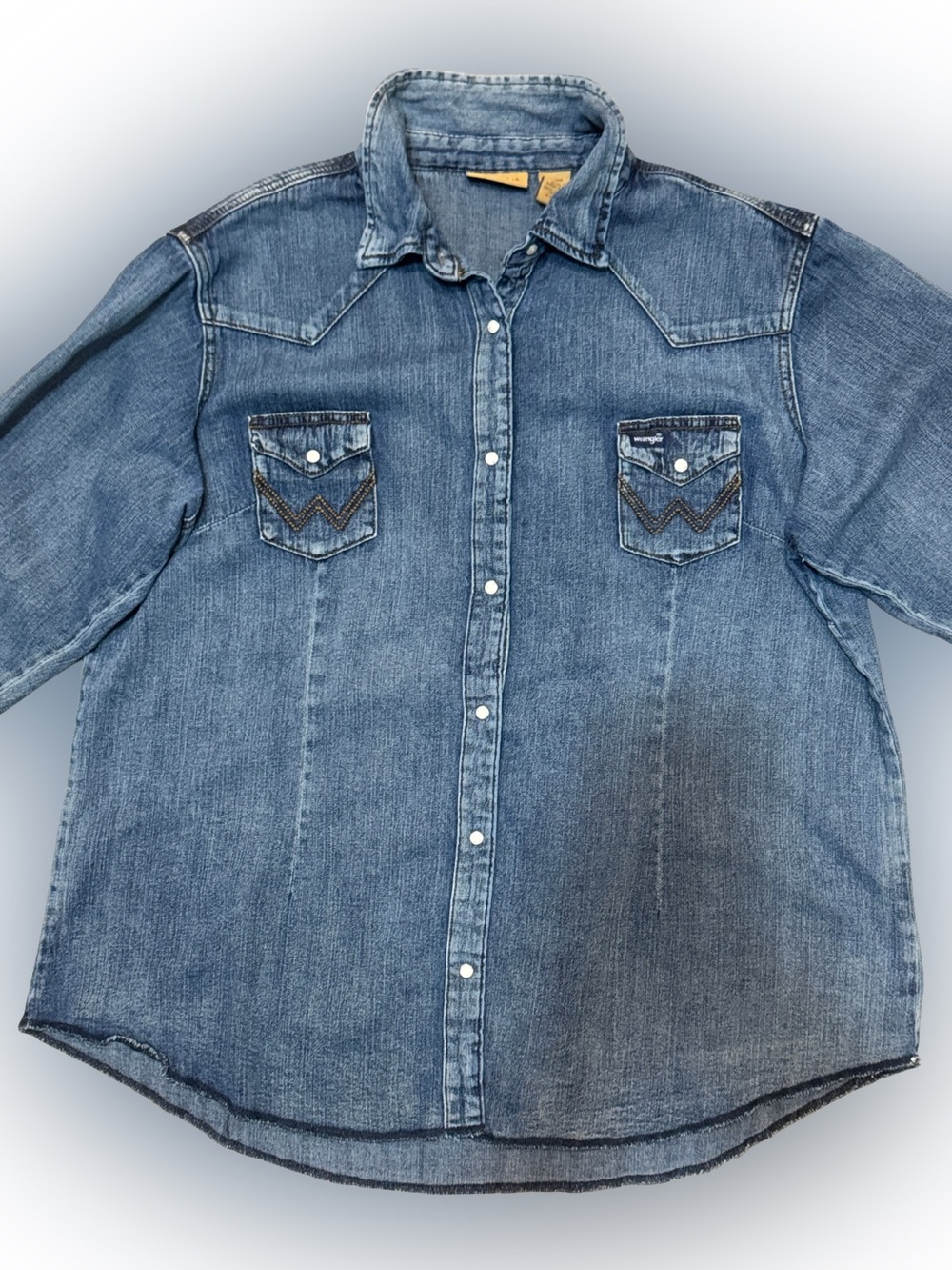 Wrangler Denim Button-Front Western Shirt in Blue